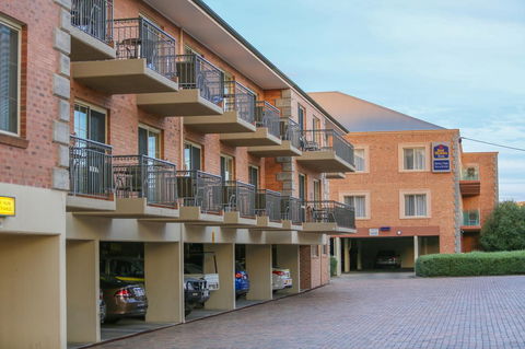 Best Western Plus Hovell Tree Inn - Tourism Caloundra 1