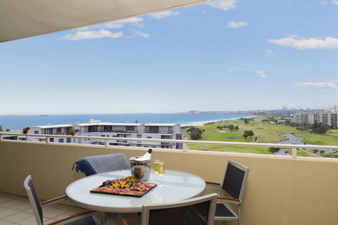 Sage Hotel Wollongong - Tourism Caloundra 39