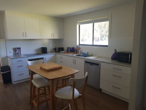 Golden Hill Cottage - Tourism Caloundra 10