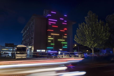 Mercure Albury - Tourism Caloundra 0