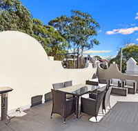Glebe Self-Contained Modern One-Bedroom Apartments - Tourism Caloundra