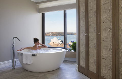 Four Seasons Hotel Sydney - Tourism Caloundra 35