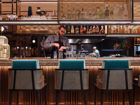 Four Seasons Hotel Sydney - Tourism Caloundra 41