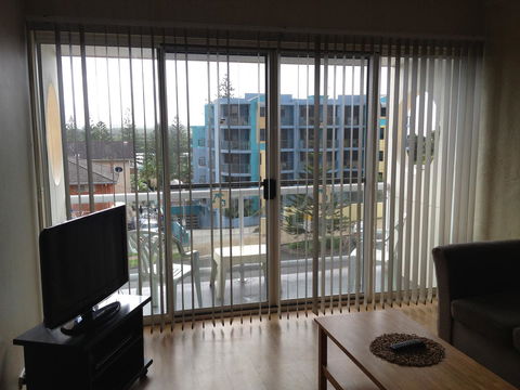 Waterview Apartments - Tourism Caloundra 6