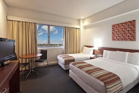 Macleay Hotel - Tourism Caloundra 8