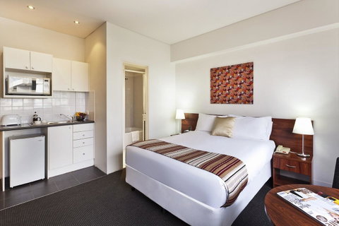 Macleay Hotel - Tourism Caloundra 6