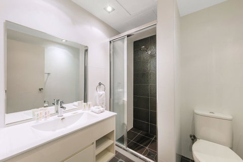 Macleay Hotel - Tourism Caloundra 13