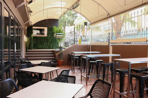 Glasgow Arms Hotel Ultimo - Tourism Caloundra 26