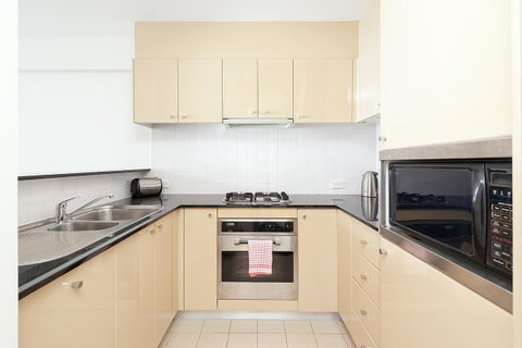 Waterfront Apartment On Sydney Harbour - Tourism Caloundra 8