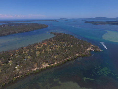 Lani\'s Holiday Island - Tourism Caloundra 0