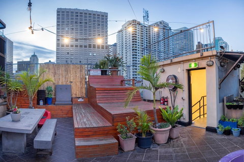 Big Backpackers Hostel - Tourism Caloundra 12
