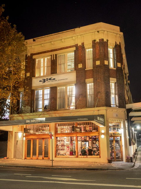 Big Backpackers Hostel - Tourism Caloundra 0