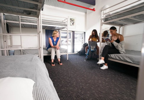Railway Square YHA - Tourism Caloundra 42