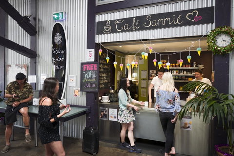 Railway Square YHA - Tourism Caloundra 14