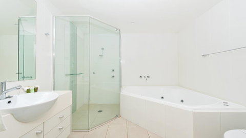 Pacific Blue, Salamander Bay - Tourism Caloundra 31