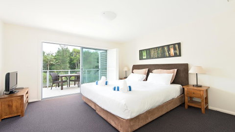 Pacific Blue, Salamander Bay - Tourism Caloundra 21