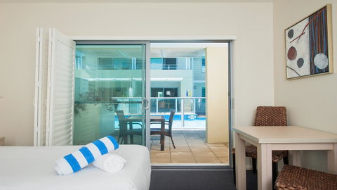 Pacific Blue, Salamander Bay - Tourism Caloundra 6