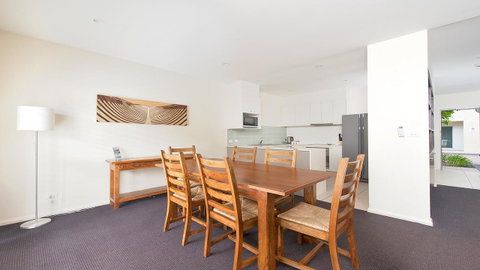 Pacific Blue, Salamander Bay - Tourism Caloundra 24