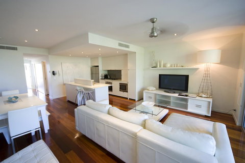 The Beach Cabarita - Tourism Caloundra 13