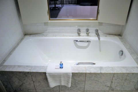 Radisson Blu Plaza Hotel Sydney - Tourism Caloundra 37