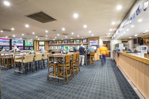 Nightcap At Colyton Hotel - Tourism Caloundra 6