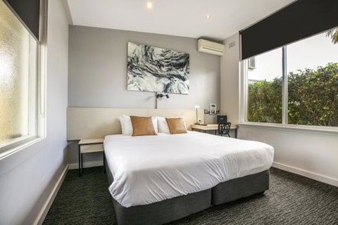 Nightcap At Colyton Hotel - Tourism Caloundra 30