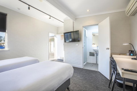 Nightcap At Colyton Hotel - Tourism Caloundra 14