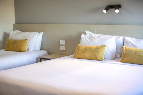 Nightcap At Colyton Hotel - Tourism Caloundra 42