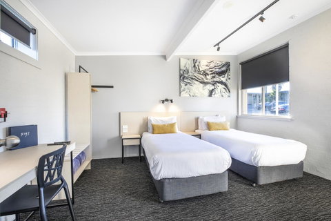 Nightcap At Colyton Hotel - Tourism Caloundra 13