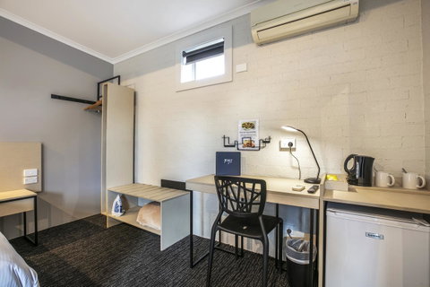Nightcap At Colyton Hotel - Tourism Caloundra 21