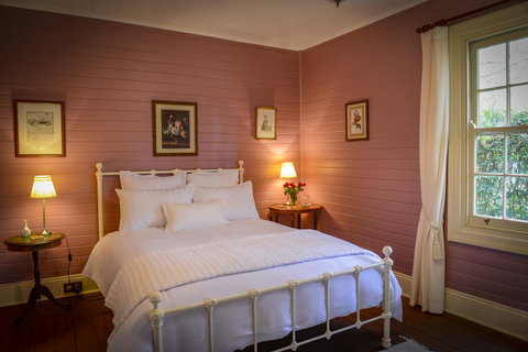 Arcadia - The Barn Cottage & Rosehill Cottage - Tourism Caloundra 15