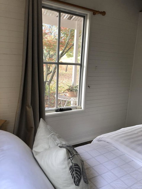 Arcadia - The Barn Cottage & Rosehill Cottage - Tourism Caloundra 4