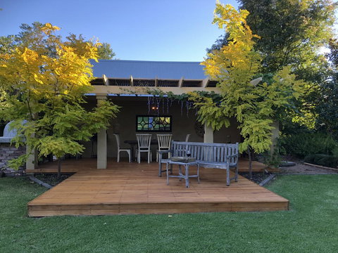 Arcadia - The Barn Cottage & Rosehill Cottage - Tourism Caloundra 28