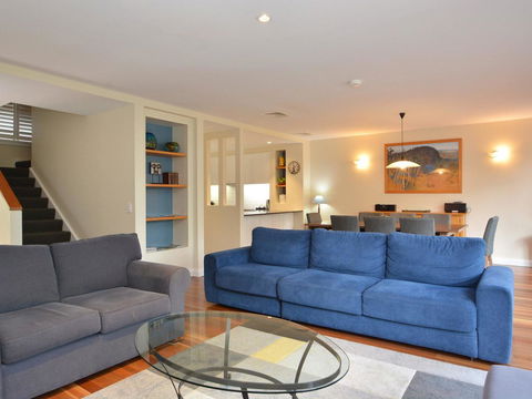 Villa De Saran Located Within Cypress Lakes - Tourism Caloundra 11