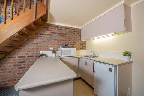 Alpine Gables - Tourism Caloundra 27