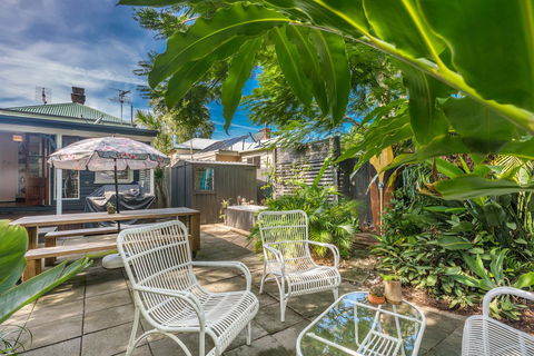 Gidget's Surf Shack - Tourism Caloundra 29