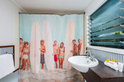 Gidget's Surf Shack - Tourism Caloundra 7
