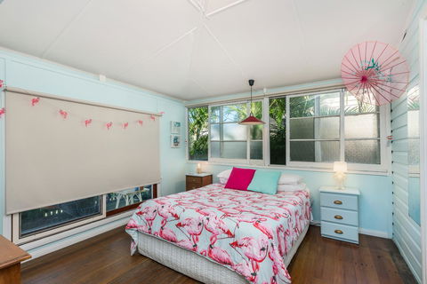 Gidget's Surf Shack - Tourism Caloundra 26