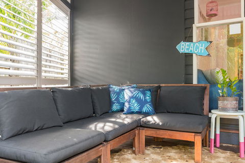Gidget's Surf Shack - Tourism Caloundra 21