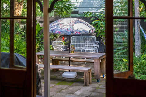 Gidget's Surf Shack - Tourism Caloundra 12