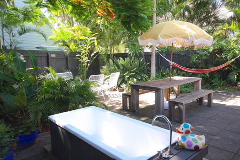 Gidget's Surf Shack - Tourism Caloundra 6