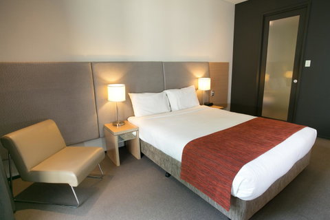 Alpha Hotel Eastern Creek - Tourism Caloundra 31