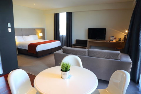 Alpha Hotel Eastern Creek - Tourism Caloundra 22