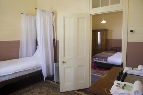 Hillview Heritage Hotel - Tourism Caloundra 44