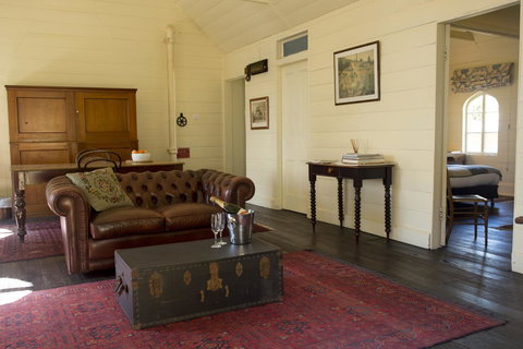 Hillview Heritage Hotel - Tourism Caloundra 28