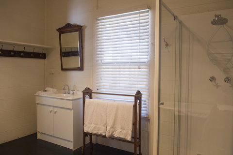 Hillview Heritage Hotel - Tourism Caloundra 16