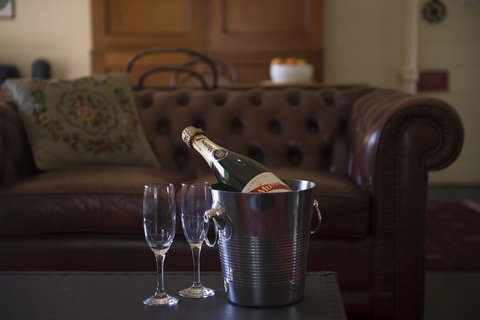 Hillview Heritage Hotel - Tourism Caloundra 25