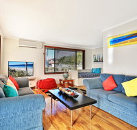 Sandy Toes Beach House Jervis Bay - 2min to Beach - Tourism Caloundra
