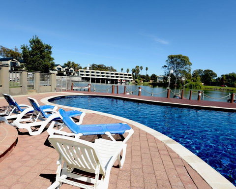 Yarrawonga Waterfront Apartments - Tourism Caloundra 10