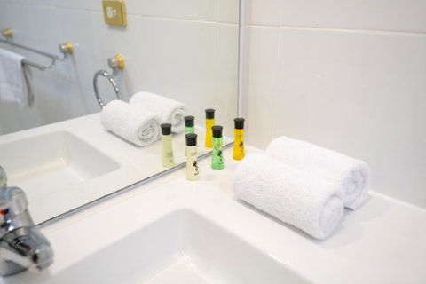 Castle Serviced Apartments - Tourism Caloundra 25